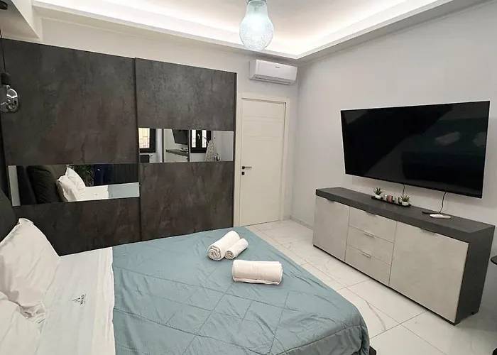 Apartament Ciclamini Yard - Near Metro C